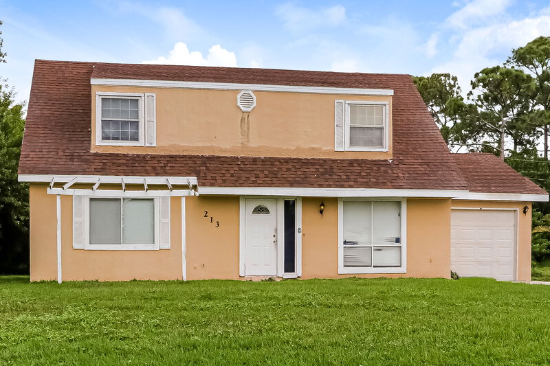 3,300/Mo, 213 SW Crescent Avenue Port Saint Lucie, FL 34984 External View