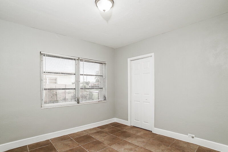 3,165/Mo, 16401 NW 21 Avenue Miami Gardens, FL 33054 Bedroom View 2