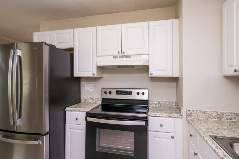 2,765/Mo, 3880 Jackson Boulevard Fort Lauderdale, FL 33312 Kitchen View 2