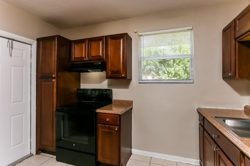 1,870/Mo, 2323 NW 12th Court Fort Lauderdale, FL 33311 Misc View 4