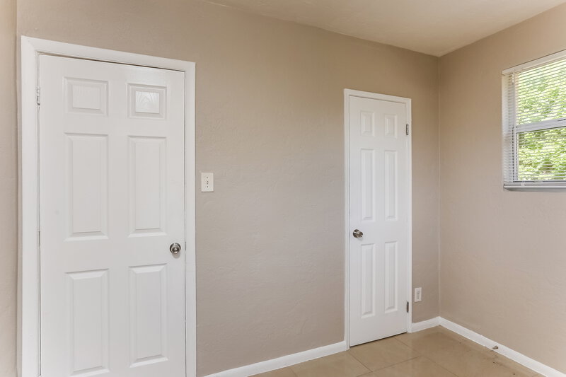 1,870/Mo, 2323 NW 12th Court Fort Lauderdale, FL 33311 Misc View 10