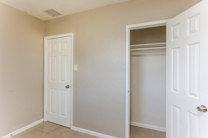 1,870/Mo, 2323 NW 12th Court Fort Lauderdale, FL 33311 Misc View 12