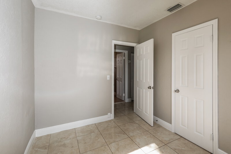 1,805/Mo, 12425 W Randall Park Drive Miami, FL 33167 Master Bedroom View