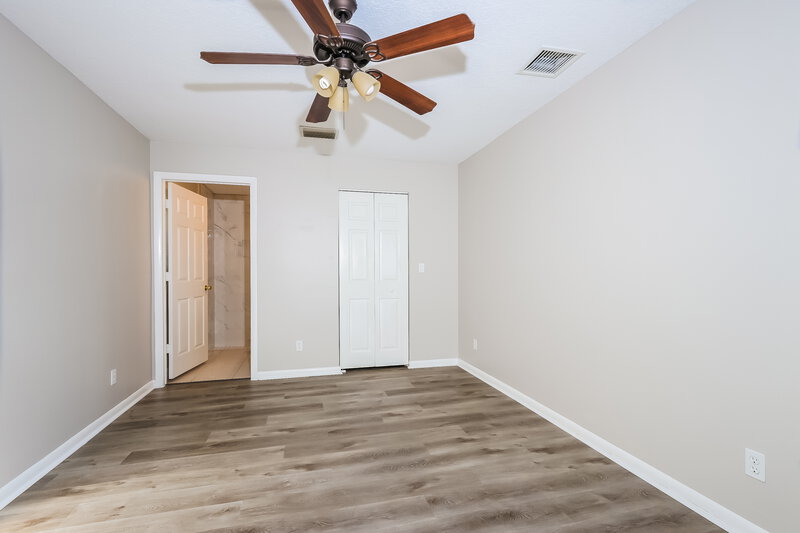 2,720/Mo, 6906 Mitchell Street Jupiter, FL 33458 Main Bedroom View 2