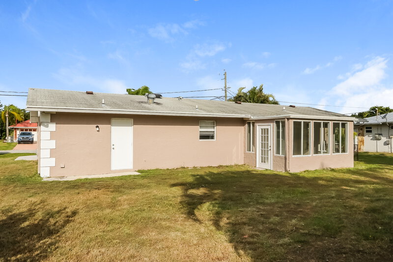 2,415/Mo, 2317 SE Leithgow Street Port Saint Lucie, FL 34952 Rear View