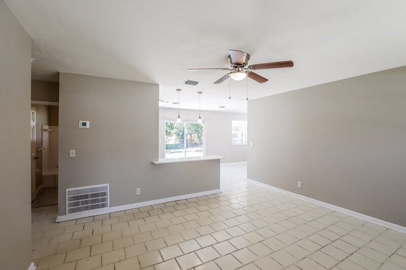 2,365/Mo, 2750 SW 2nd Court Fort Lauderdale, FL 33312 Living Room View