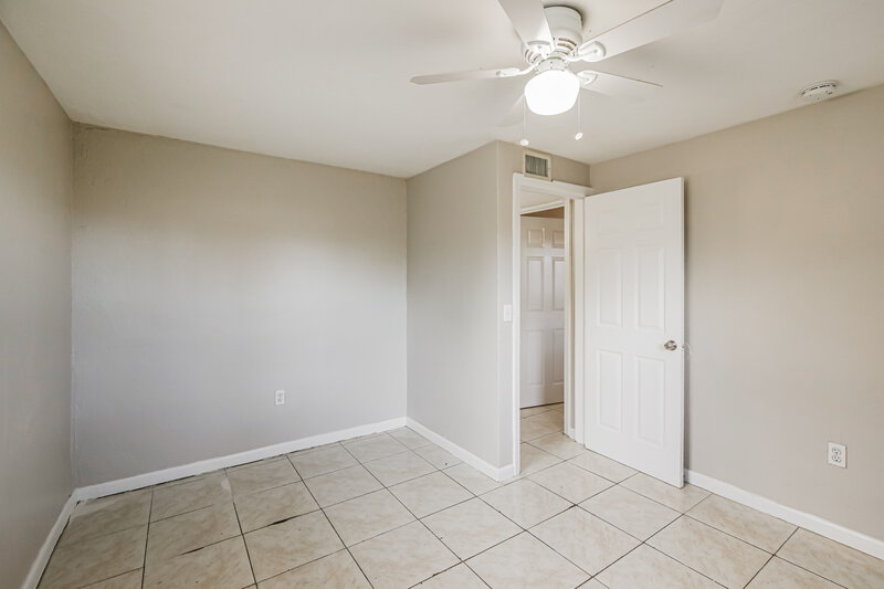 2,915/Mo, 2418 Sw 6Th Ct Fort Lauderdale, FL 33312 Bedroom View 2