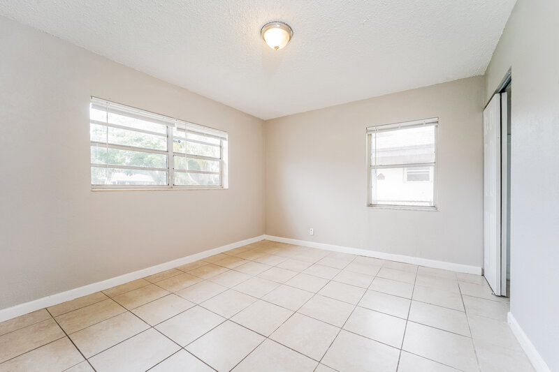 3,095/Mo, 1025 NW 4th Ave Fort Lauderdale, FL 33311 Main Bedroom View