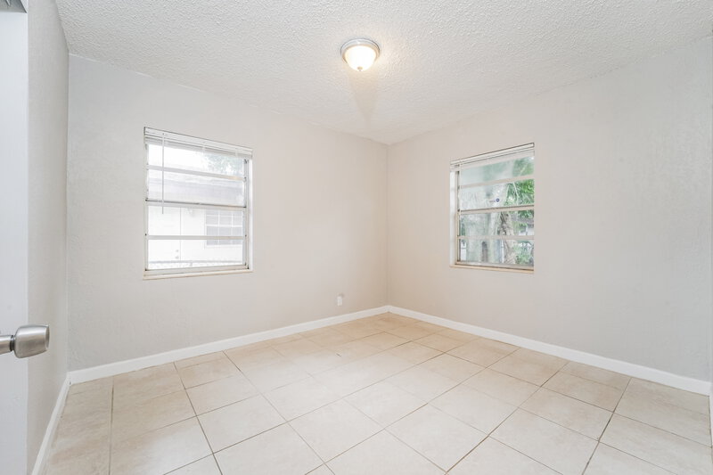 3,095/Mo, 1025 NW 4th Ave Fort Lauderdale, FL 33311 Bedroom View 2