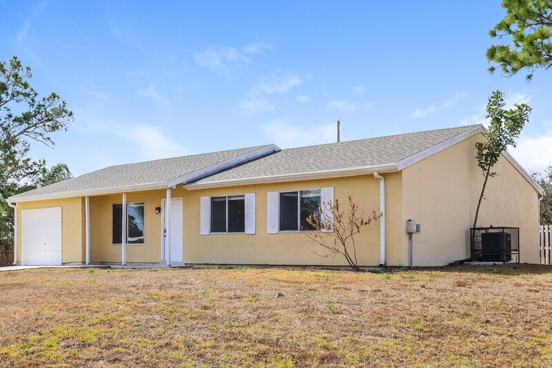 2,125/Mo, 2138 SE Rich Street Port Saint Lucie, FL 34984 Front View