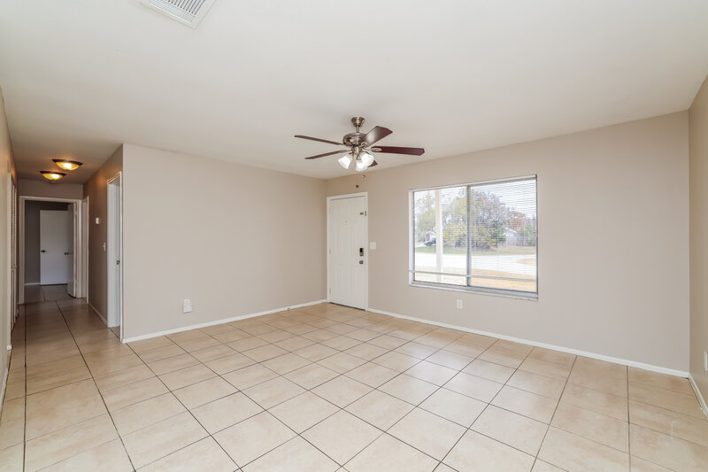 2,125/Mo, 2138 SE Rich Street Port Saint Lucie, FL 34984 Living Room View