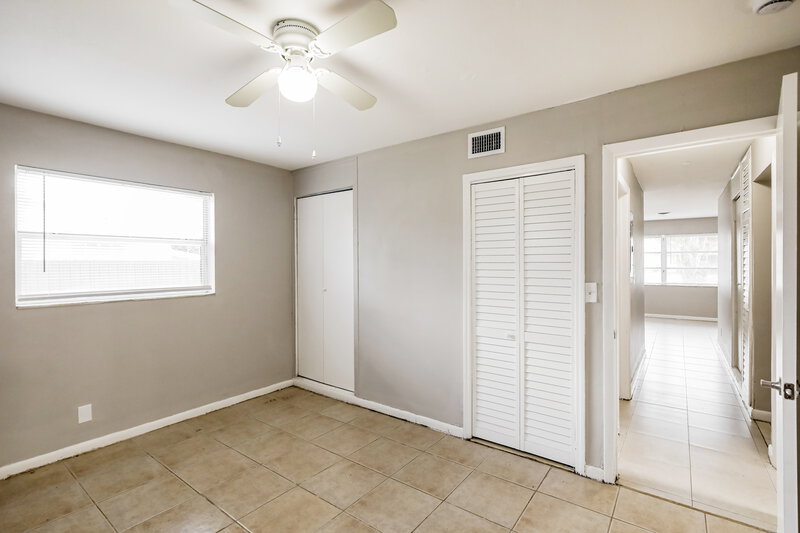 2,460/Mo, 5301 NW 11th St Lauderhill, FL 33313 Main Bedroom View
