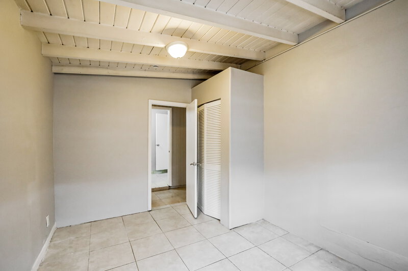 2,460/Mo, 5301 NW 11th St Lauderhill, FL 33313 Bedroom View