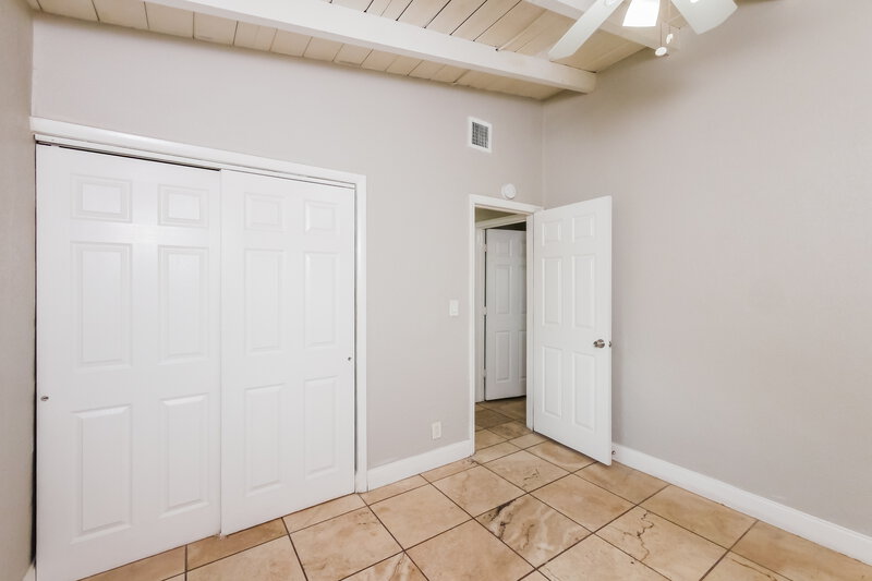 2,170/Mo, 1616 NW 16th Street Fort Lauderdale, FL 33311 Main Bedroom View