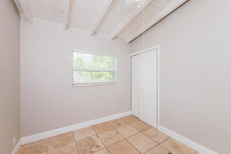 2,170/Mo, 1616 NW 16th Street Fort Lauderdale, FL 33311 Bedroom View 2