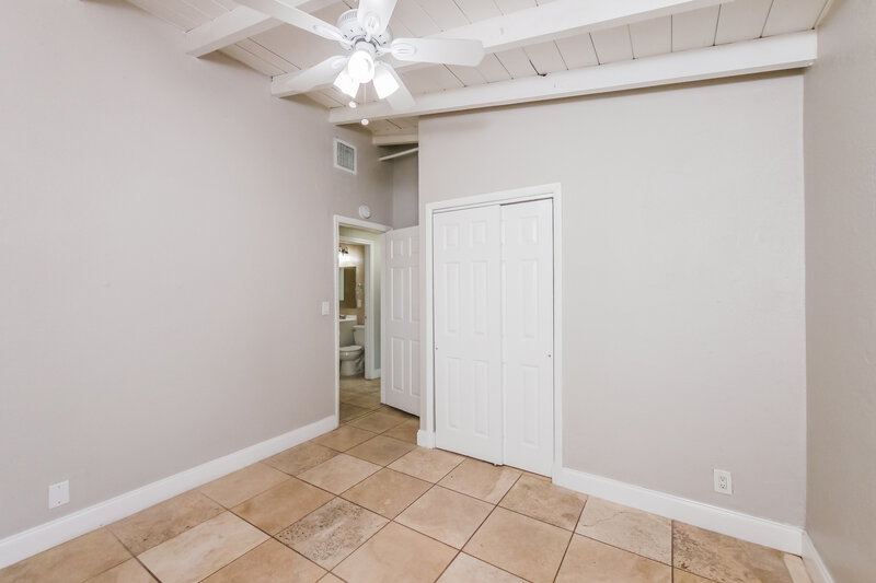 2,170/Mo, 1616 NW 16th Street Fort Lauderdale, FL 33311 Bedroom View 3