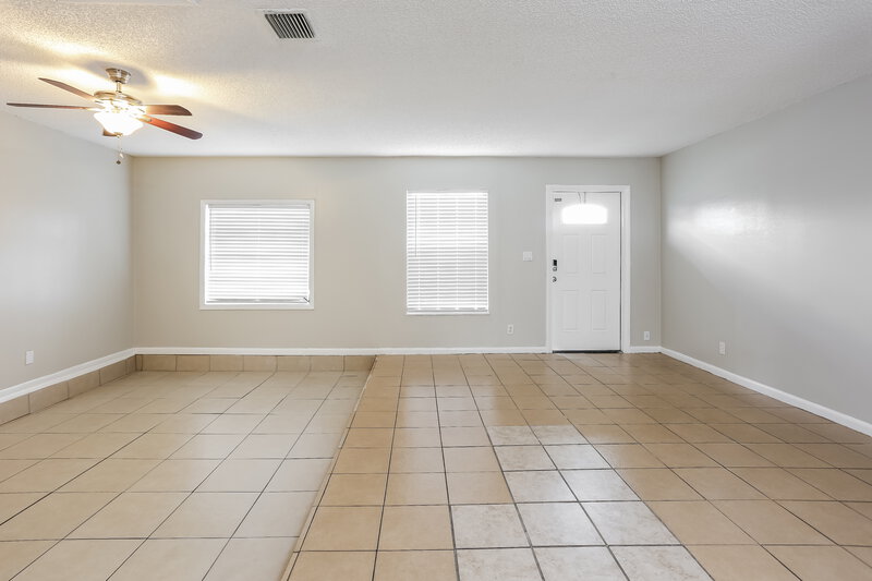 2,565/Mo, 621 SW 83rd Avenue North Lauderdale, FL 33068 Living Room View