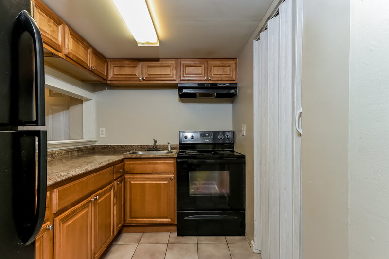 2,195/Mo, 1403 8th ST West Palm Beach, FL 33401 Kitchen View