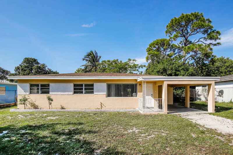 2,325/Mo, 631 SW 31st Ave Fort Lauderdale, FL 33312 External View