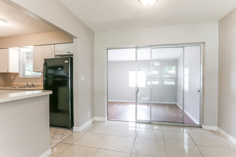 2,810/Mo, 6112 NW 8th Street Margate, FL 33063 Dining Room View