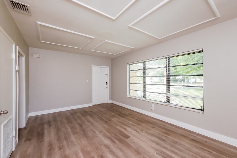 2,410/Mo, 381 Carolina Ave Fort Lauderdale, FL 33312 Living Room View 2