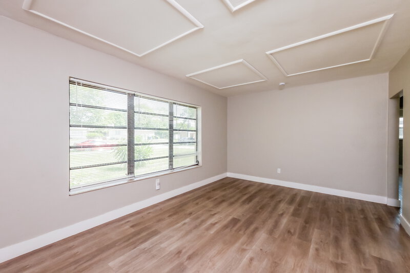 2,410/Mo, 381 Carolina Ave Fort Lauderdale, FL 33312 Living Room View 4