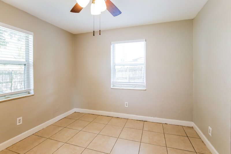 3,690/Mo, 2520 NE 7th Terrace Pompano Beach, FL 33064 Bedroom View