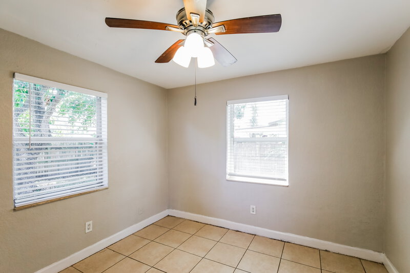 2,690/Mo, 2520 NE 7th Terrace Pompano Beach, FL 33064 Bedroom View 2