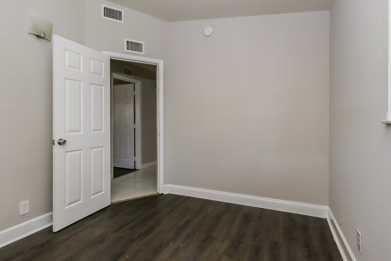 3,080/Mo, 3018 Buckley Avenue Lake Worth, FL 33461 Bedroom View 5