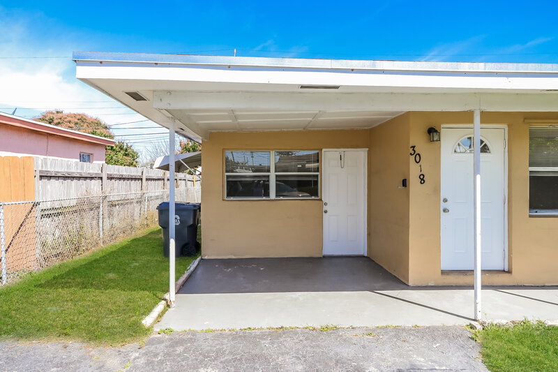 3,080/Mo, 3018 Buckley Avenue Lake Worth, FL 33461 Rear View