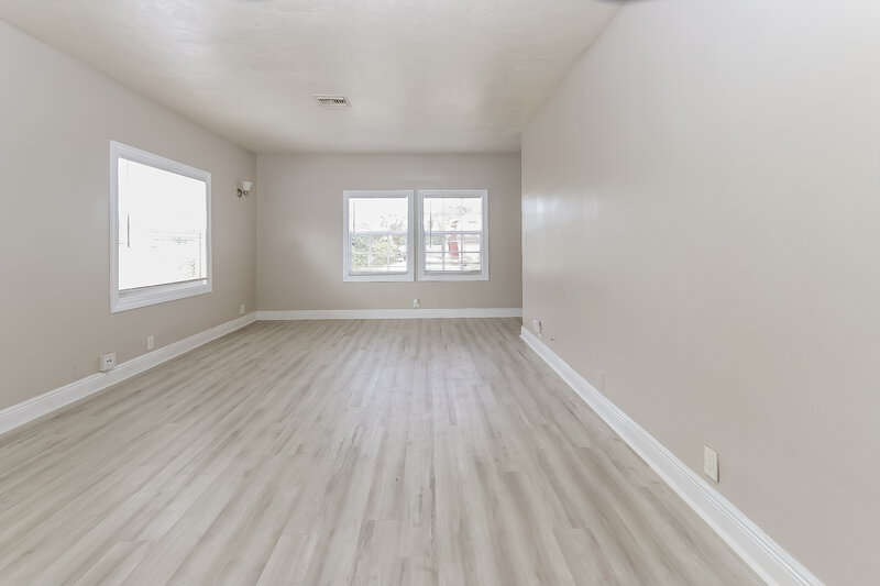 3,140/Mo, 720 51st Street West Palm Beach, FL 33407 Living Room View
