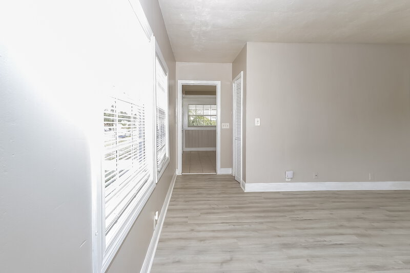 3,140/Mo, 720 51st Street West Palm Beach, FL 33407 Dining Room View