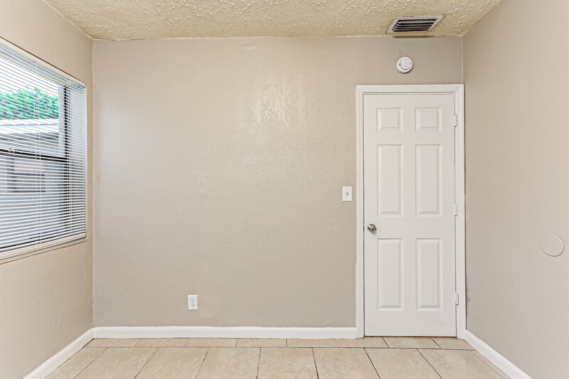 3,270/Mo, 1207 NW 17th Avenue Fort Lauderdale, FL 33311 Bedroom View 3