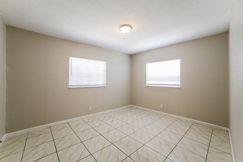 2,775/Mo, 521 SW 11th Drive Deerfield Beach, FL 33441 Bedroom View