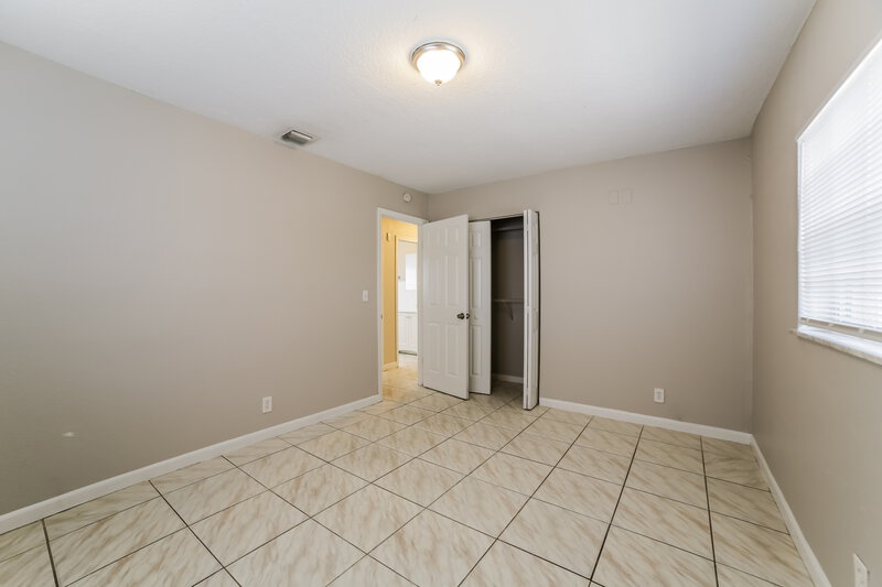 2,775/Mo, 521 SW 11th Drive Deerfield Beach, FL 33441 Bedroom View 3