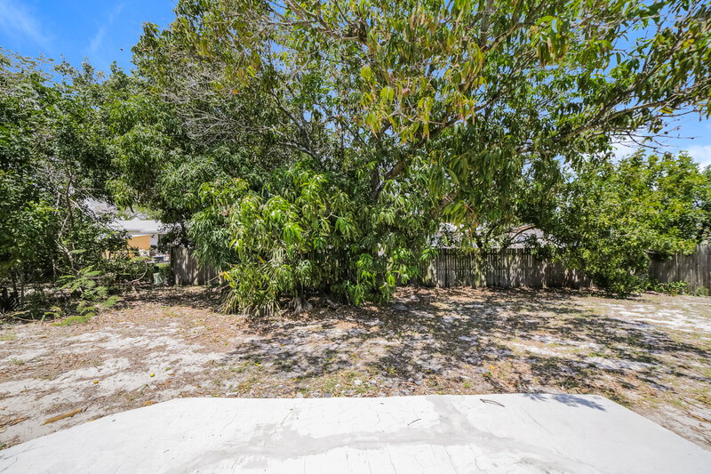 2,775/Mo, 521 SW 11th Drive Deerfield Beach, FL 33441 Rear View