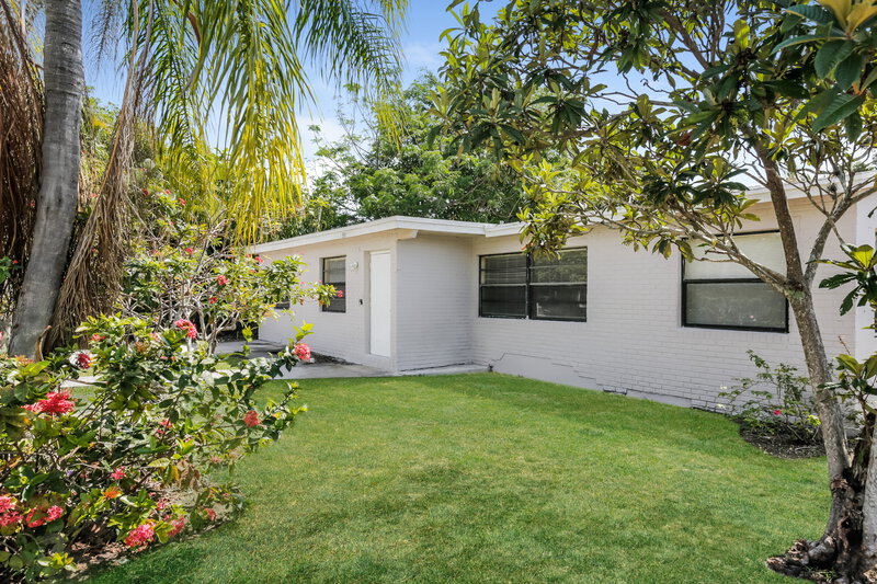 2,935/Mo, 331 SW 11th Avenue Delray Beach, FL 33444 Front View 2