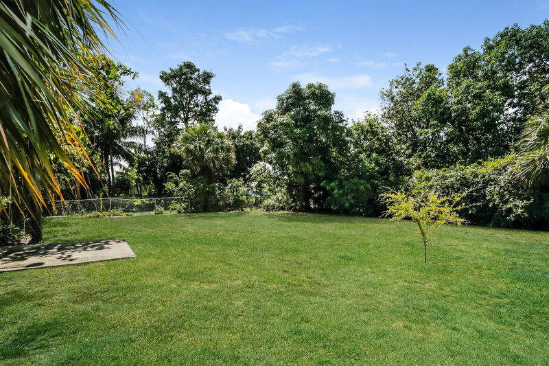 2,935/Mo, 331 SW 11th Avenue Delray Beach, FL 33444 Exterior View