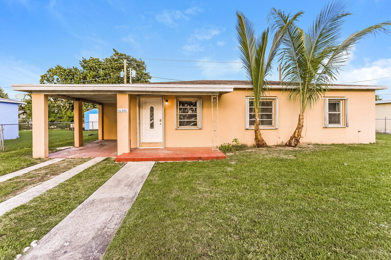 2,525/Mo, 14301 Polk Street Miami, FL 33176 External View