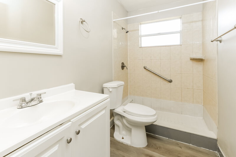 1,925/Mo, 513 SW 10th Street Delray Beach, FL 33444 Misc View 11