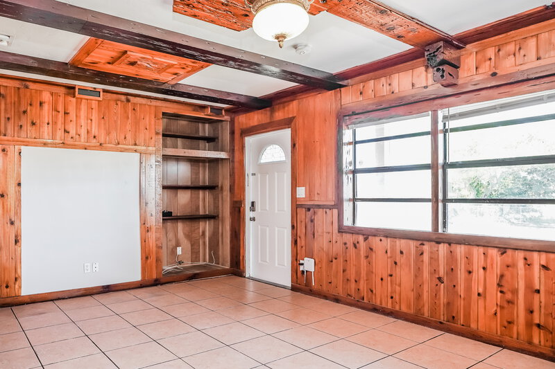 2,585/Mo, 2344 S Beech Road West Palm Beach, FL 33409 Living Room View