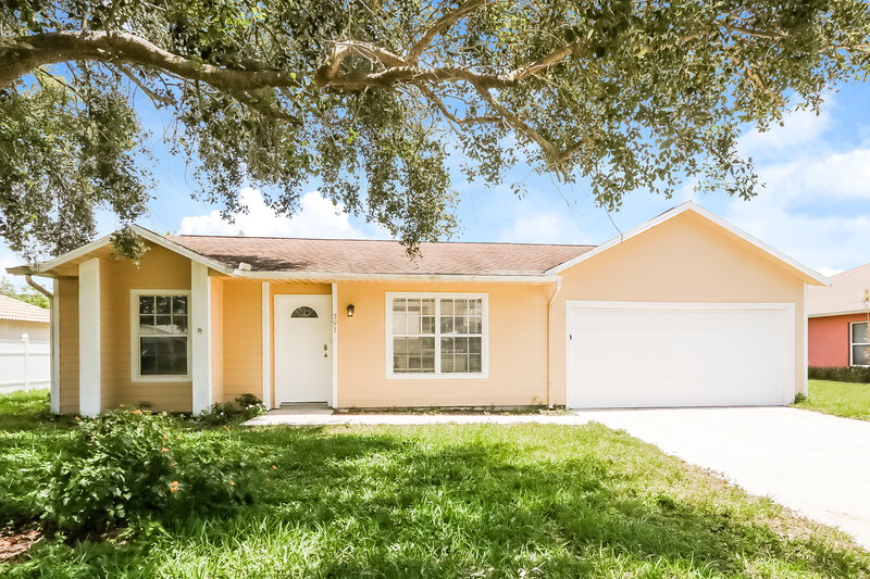 2,025/Mo, 391 SW Undallo Road Port Saint Lucie, FL 34953 External View