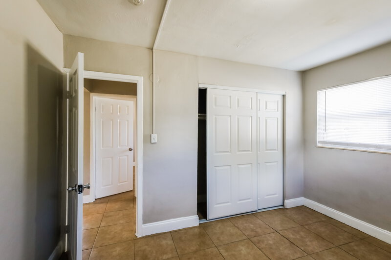 2,710/Mo, 2814 NW 6th Street Pompano Beach, FL 33069 Bedroom View