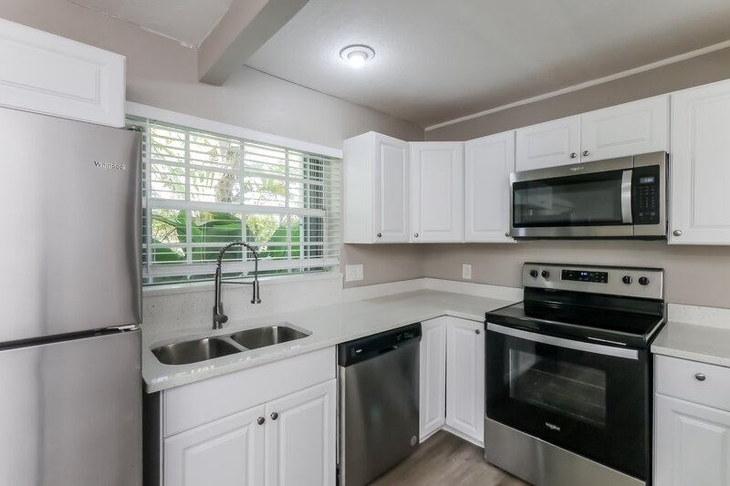 2,965/Mo, 1001 SW 25th Avenue Fort Lauderdale, FL 33312 Misc View 5