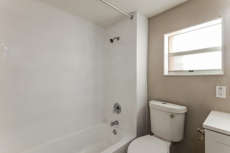 2,965/Mo, 1001 SW 25th Avenue Fort Lauderdale, FL 33312 Misc View 13