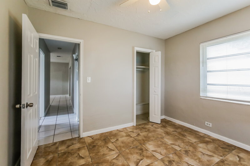 2,325/Mo, 2445 NW 159th Street Miami Gardens, FL 33054 Misc View 15