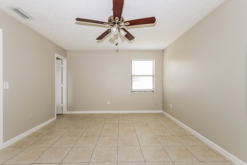 2,130/Mo, 774 SW Duxbury Avenue Port Saint Lucie, FL 34983 Main Bedroom View 3