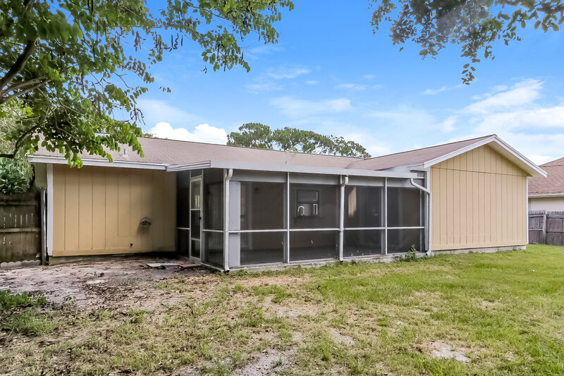 2,130/Mo, 774 SW Duxbury Avenue Port Saint Lucie, FL 34983 Rear View