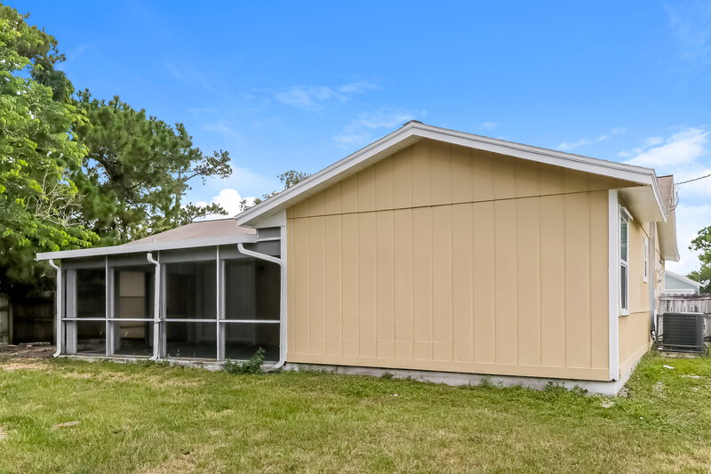 2,130/Mo, 774 SW Duxbury Avenue Port Saint Lucie, FL 34983 Rear View 2