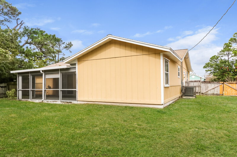 2,130/Mo, 774 SW Duxbury Avenue Port Saint Lucie, FL 34983 Rear View 6